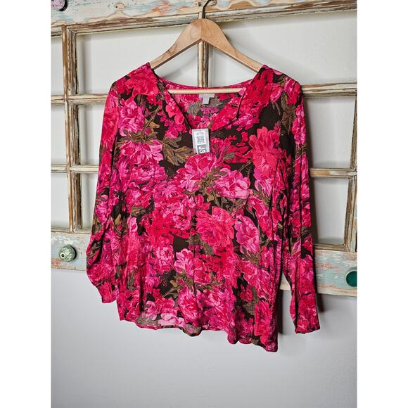 NWT J.Jill Red Floral Festive 3/4 Sleeve V-neckline Blouse Size MP - Picture 2 of 8